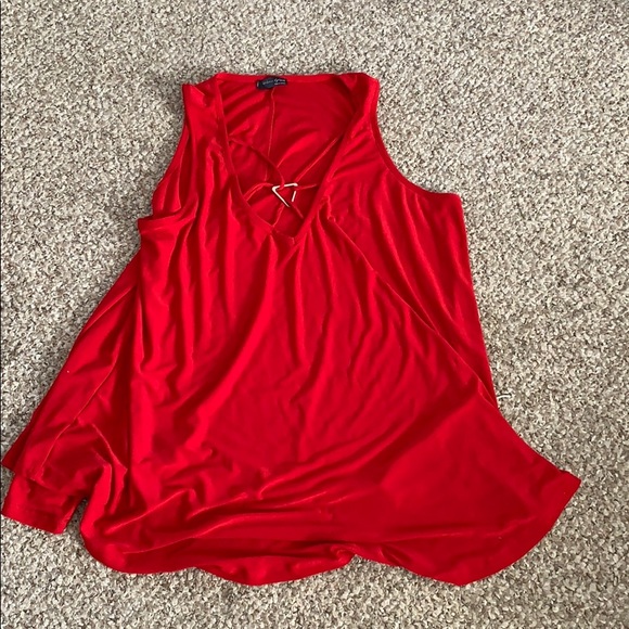 Red tank top - Picture 1 of 2